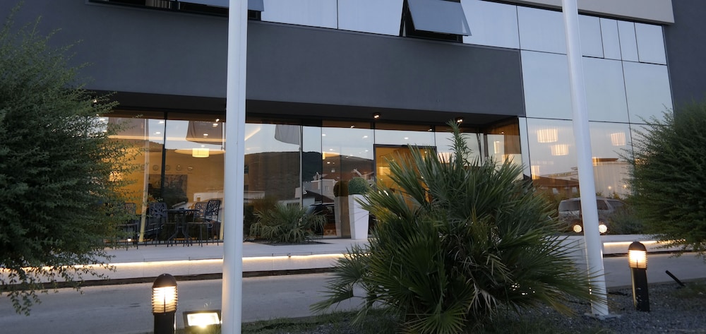 Hotel Leone 6/60