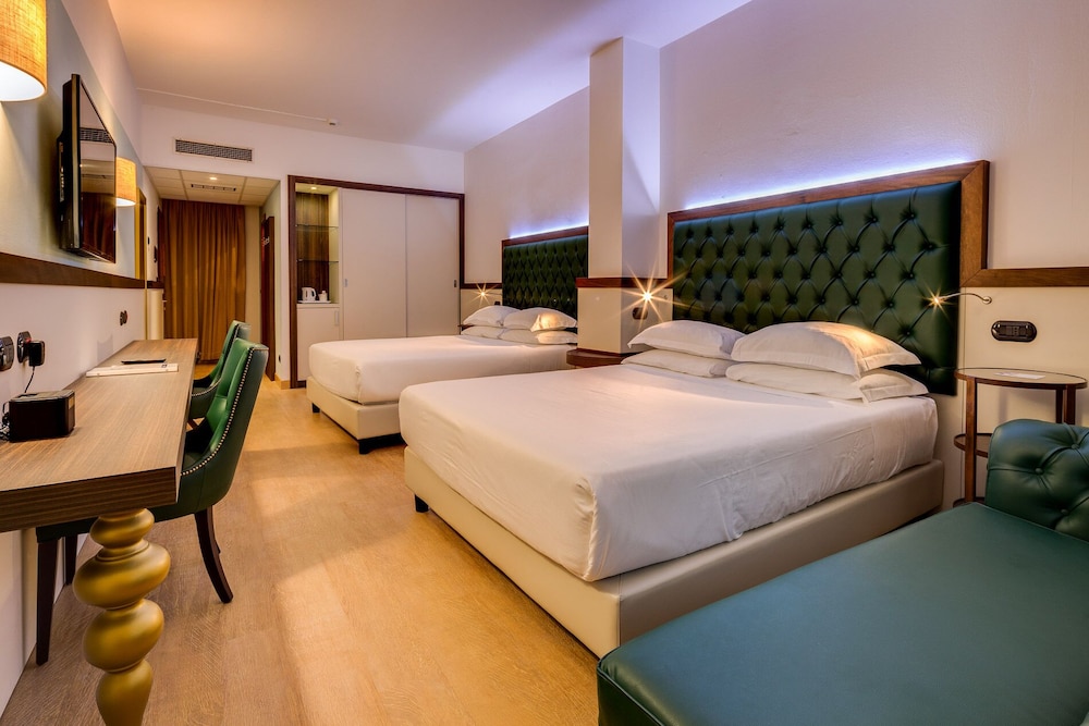 Best Western City Hotel 8/60