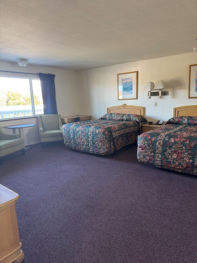 Bayview Inn 24/45