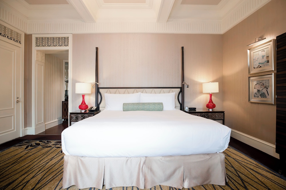 FAIRMONT PEACE HOTEL 17/50