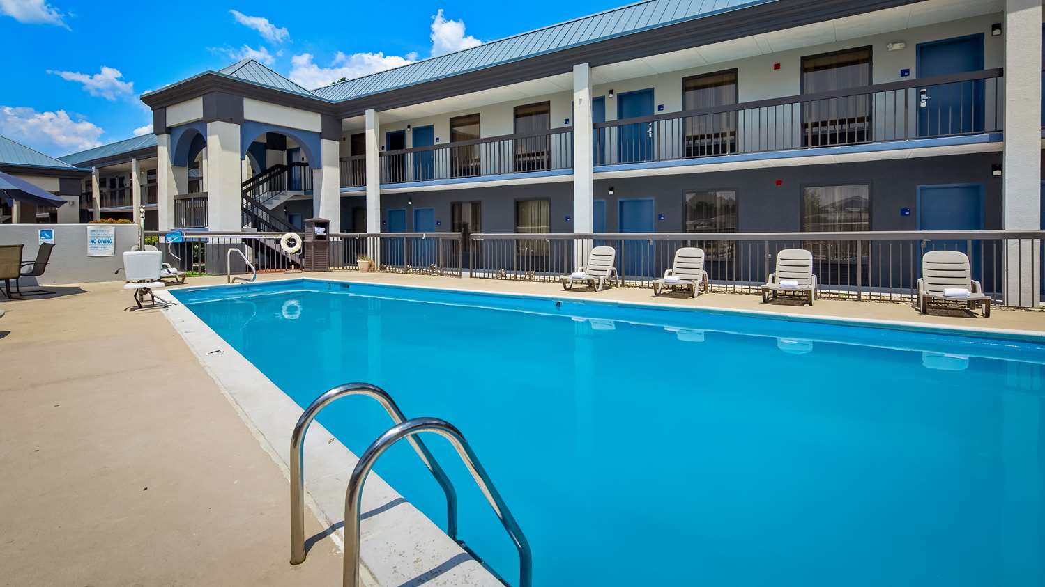 Best Western Emporia 6/27