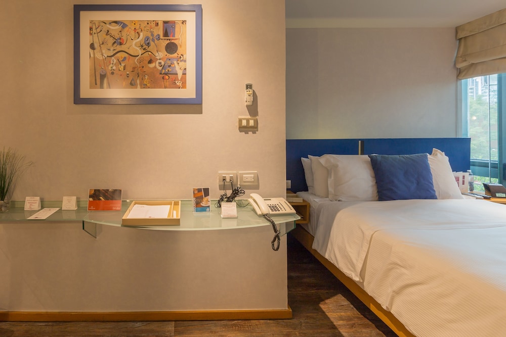 JUNIOR SUITE, STUDIO