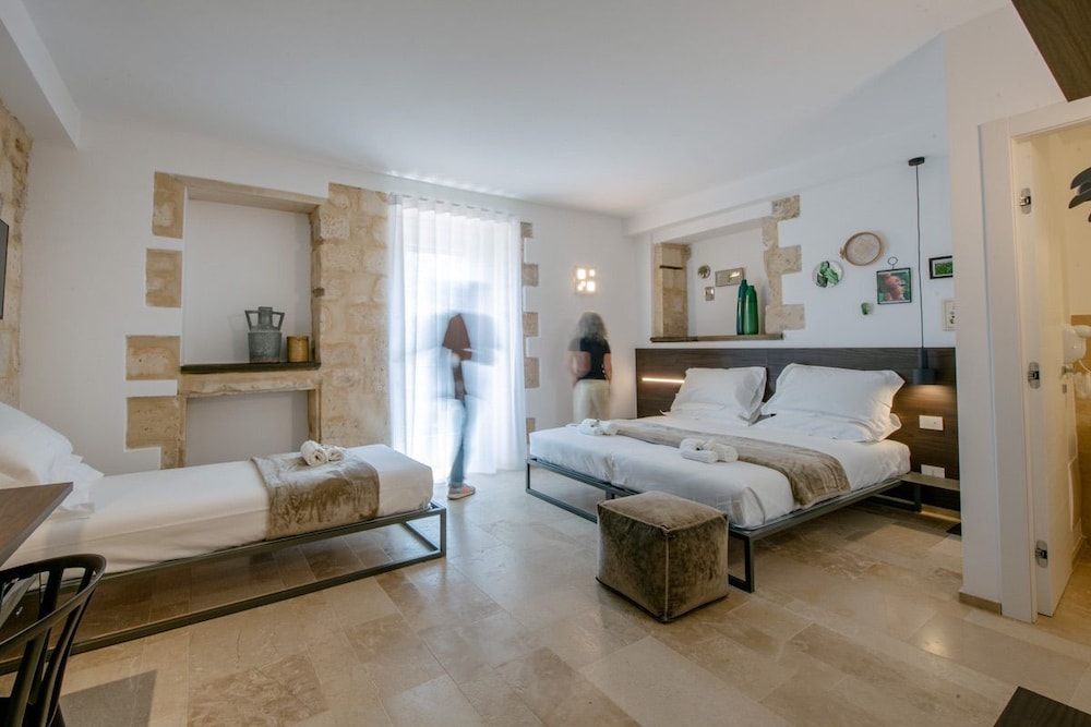 غرفة فاخرة ثلاثية بثلاثة أسرّة، Ibla Rooms 2/3