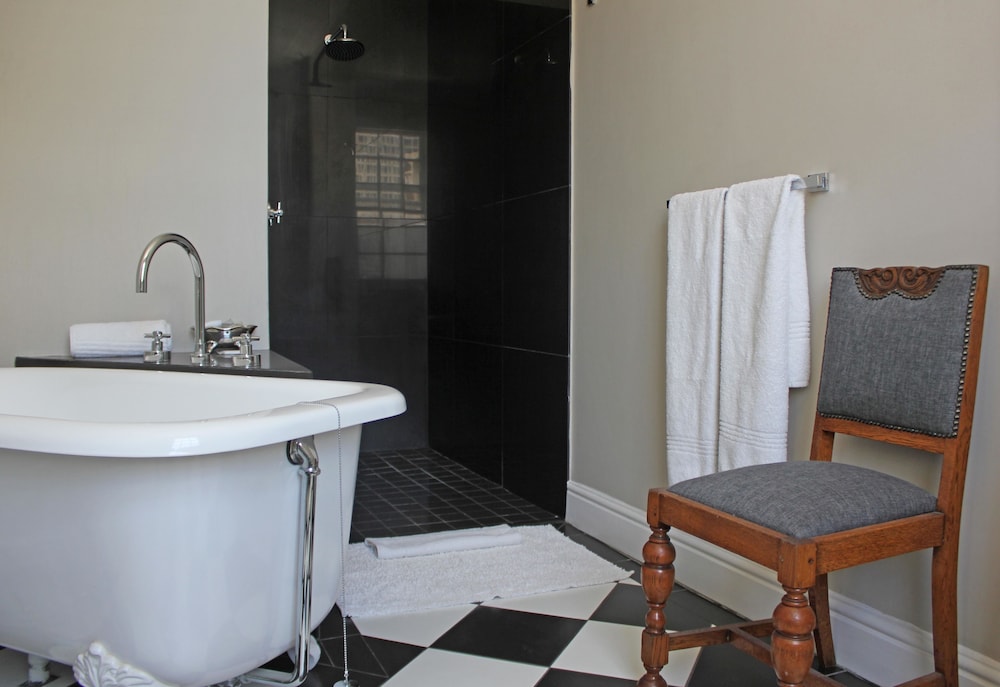 Long Street Boutique Hotel 22/71
