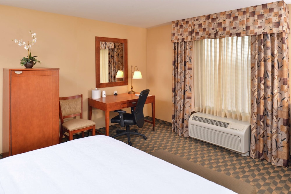Hampton Inn Harrison 16/46