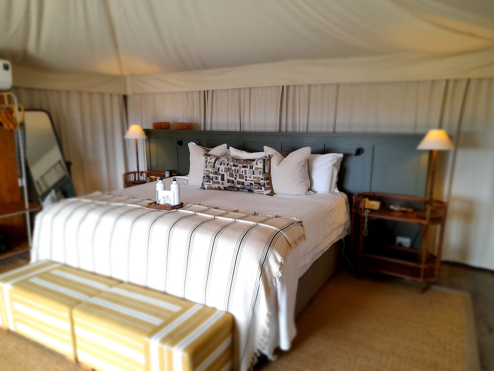 Simbavati Hilltop Lodge 10/50