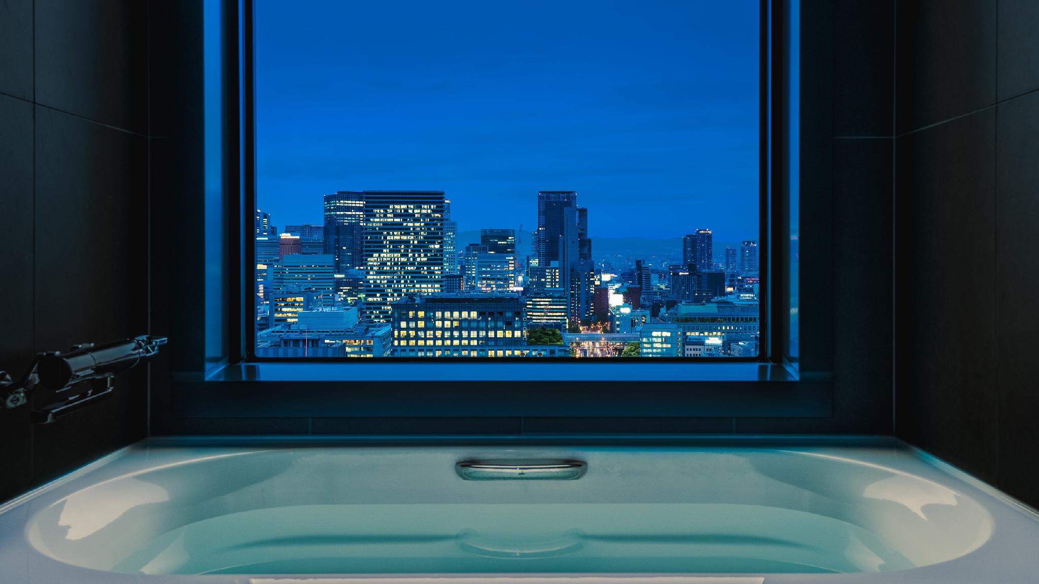 Room, King Bed, Night View, Corner