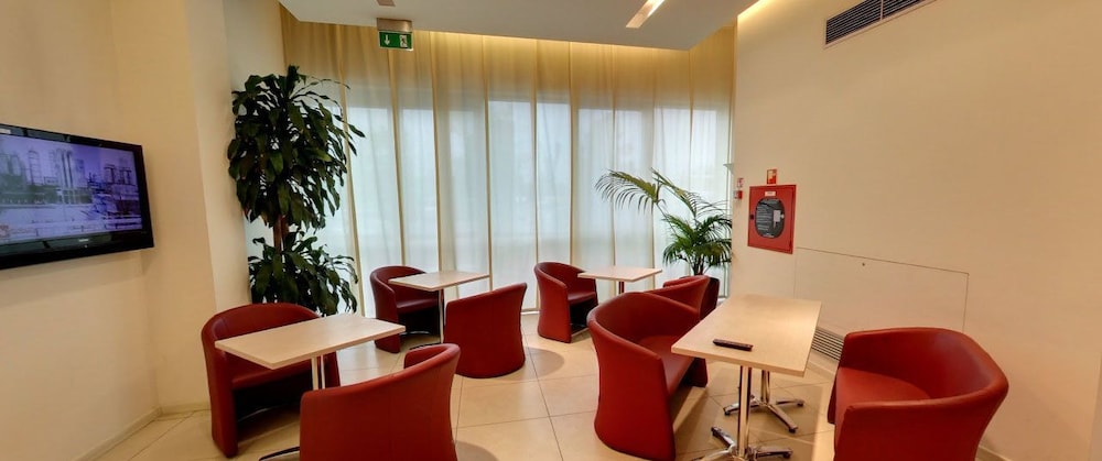 Hotel Lux Modena 40/65