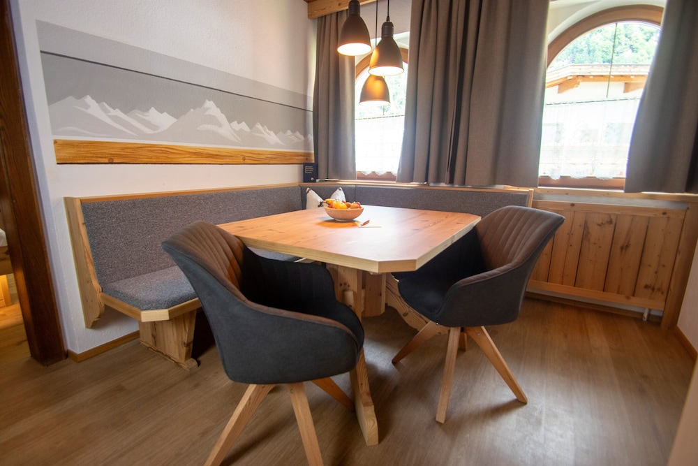 HOTEL WALDHOF 40/50
