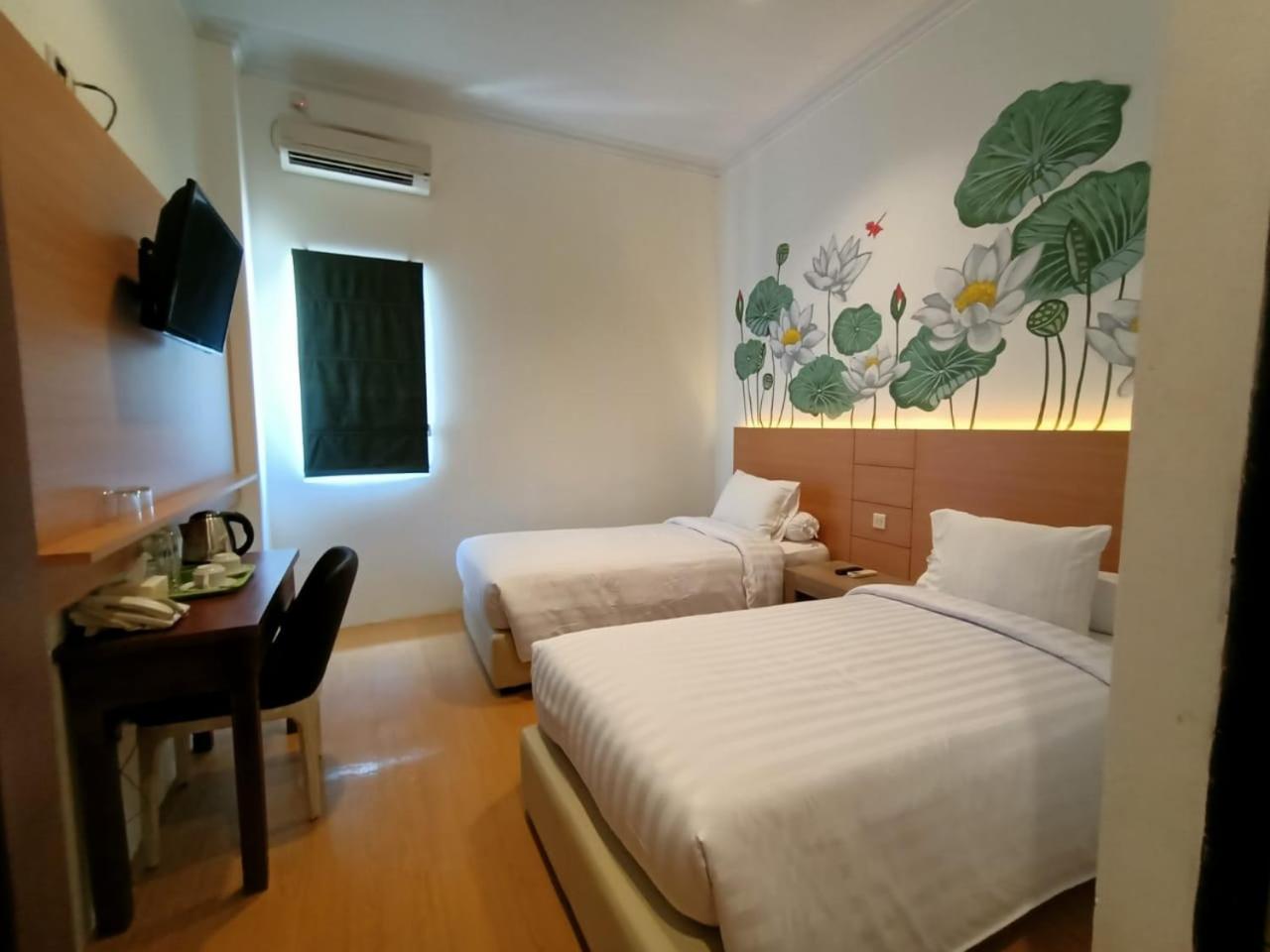 Front One Green Boutique Hotel Abepura 8/31