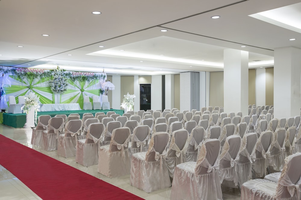 Amaris Hotel Kupang 14/15