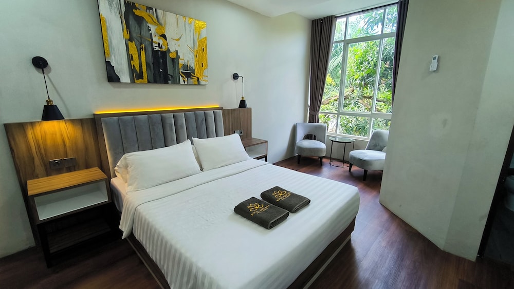 Hotel Kencana Jaya by ZUZU 18/50