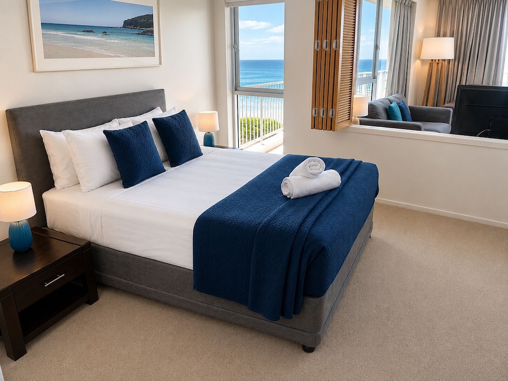 2 Bedrooms, Level, Apartment, Queen and Twin Beds, Ocean View