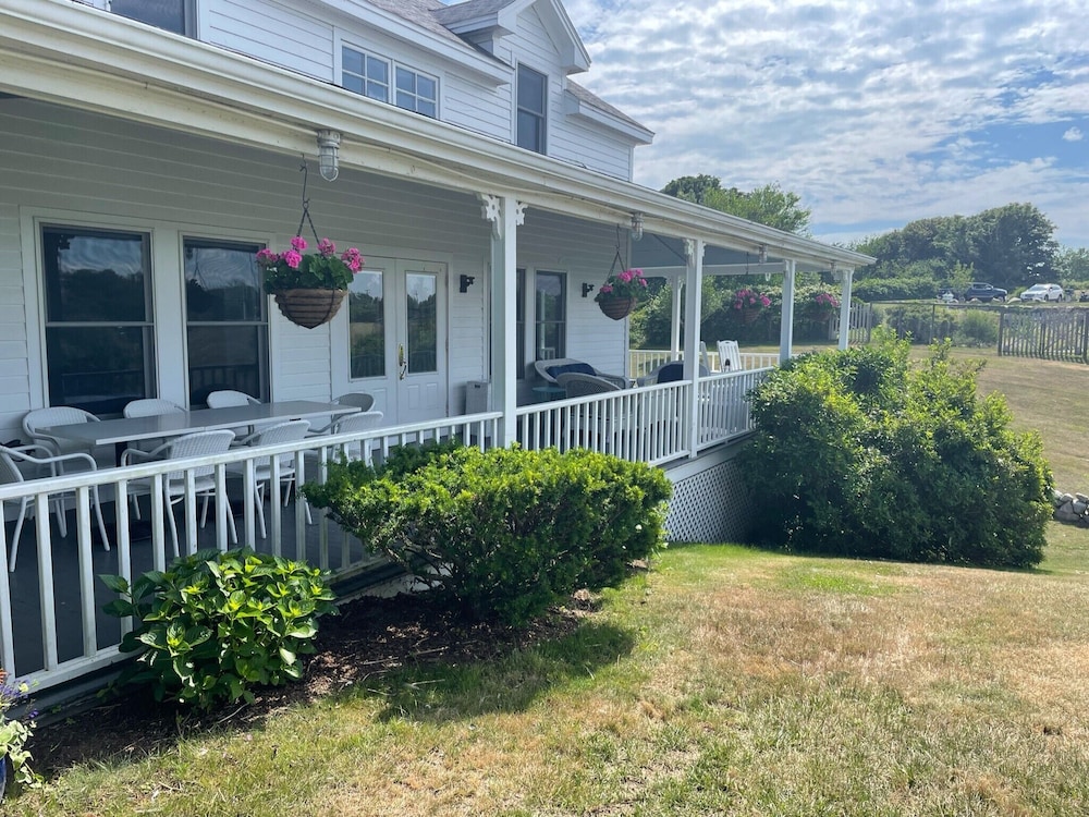 The Atlantic Inn 40/50