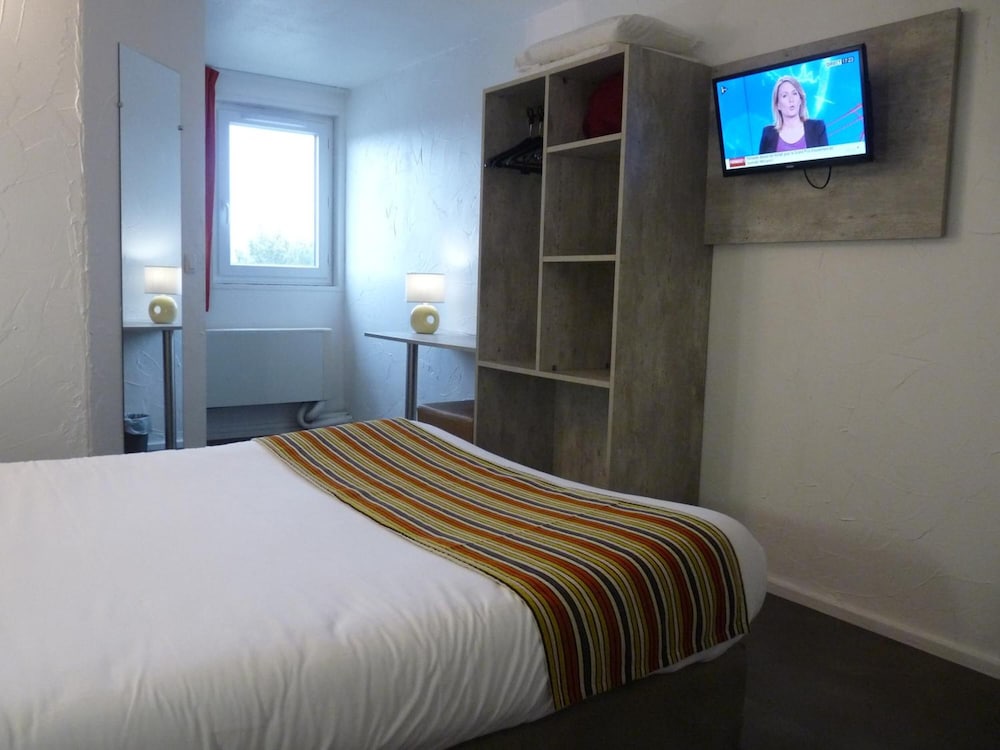 Brit Hotel Bosquet 19/50