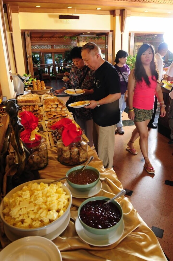Golden Beach Hotel Pattaya photo4