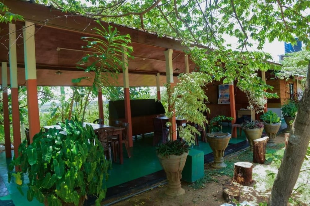 Sunntop Cabana 8/48