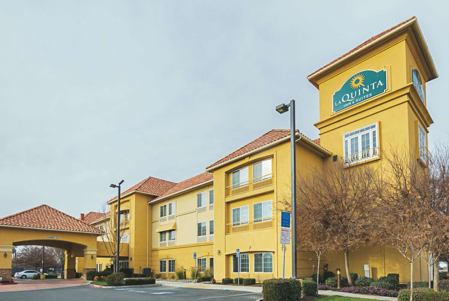 La Quinta Inn & Suites by Wyndham Fresno Northwest 2/44