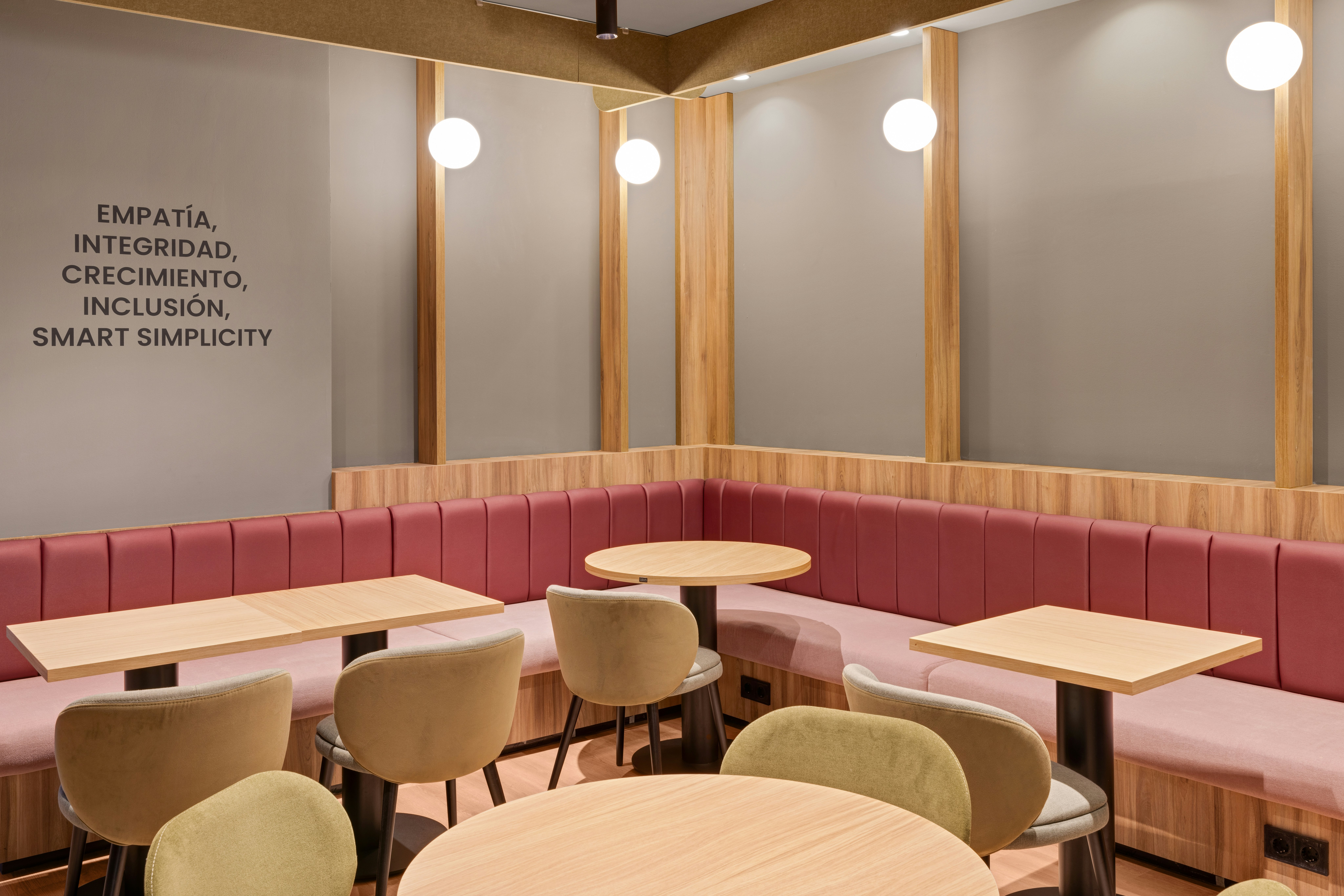 B&B HOTEL Madrid Fuenlabrada Retail Park 25/27