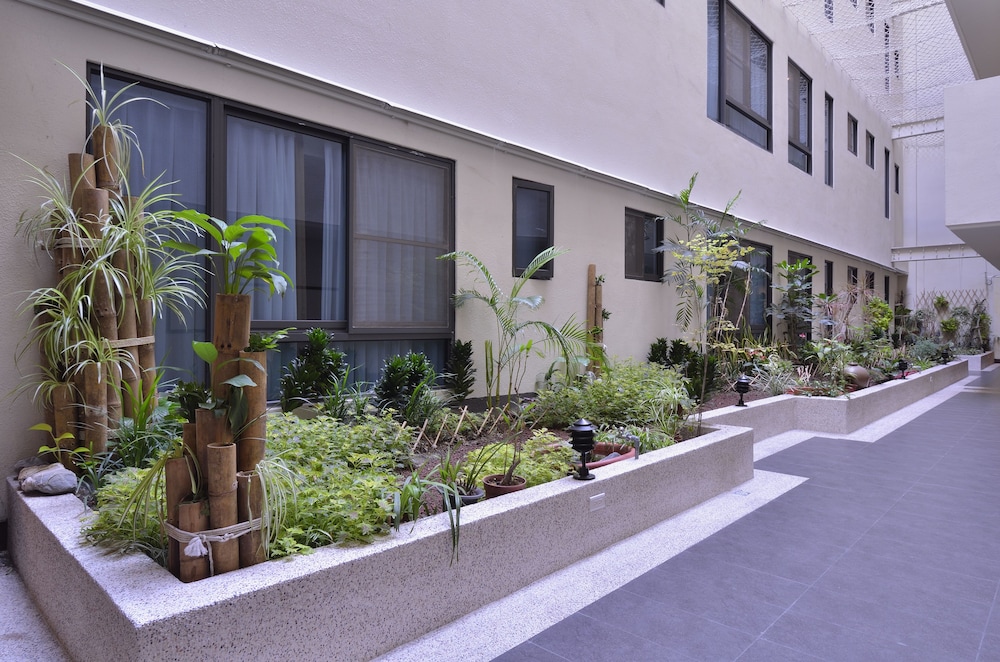 Hotel Modern Puli 47/50