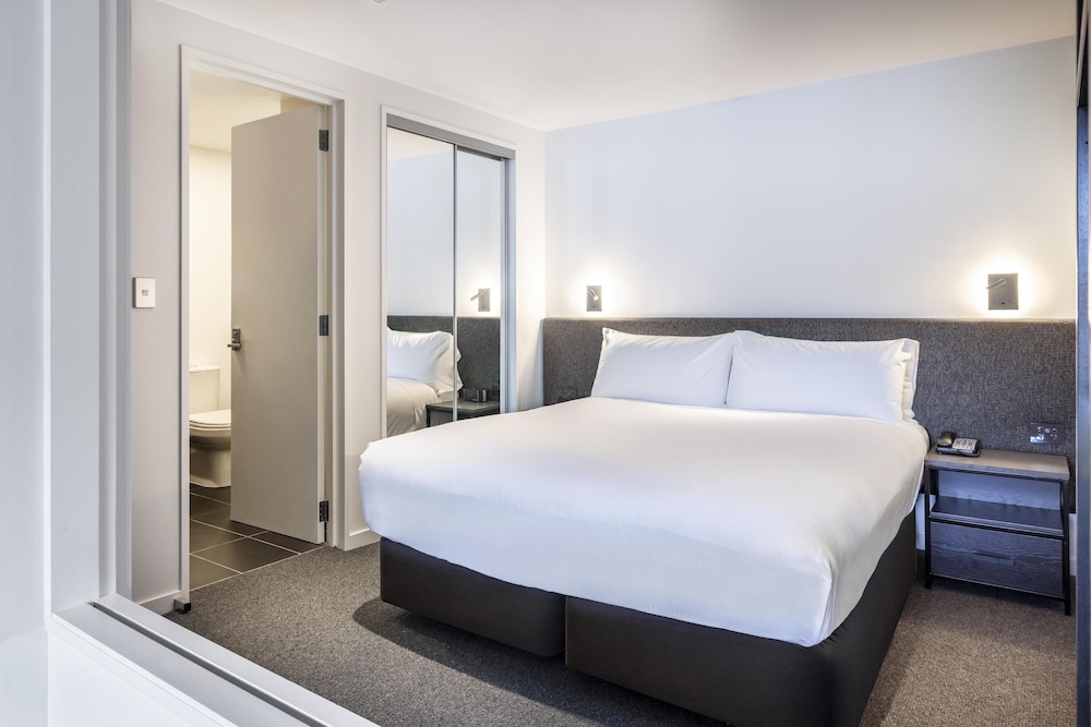 2 Bedrooms, Residence, Suite, King and Twin Beds، Hilton Queenstown Resort and Spa 4/10