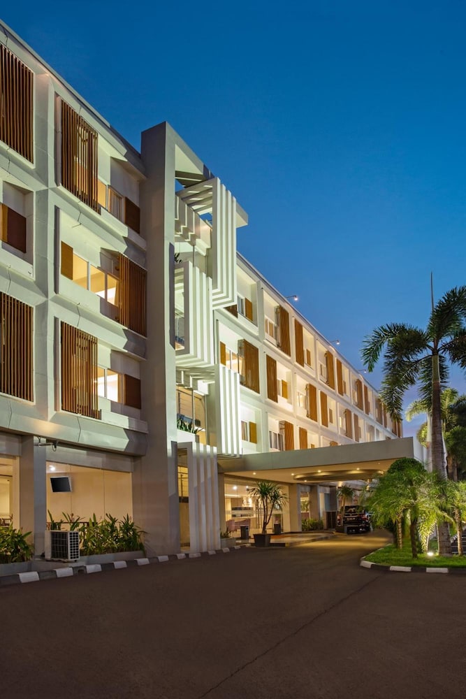 Swiss-Belinn Cibitung 26/29