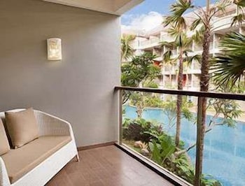 Ramada Encore by Wyndham Seminyak Bali 28/36