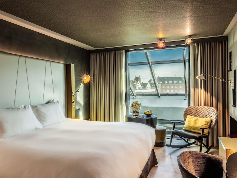 Sofitel Munich Bayerpost 32/80