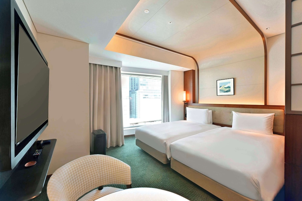 COMFORT, TWIN BEDS
