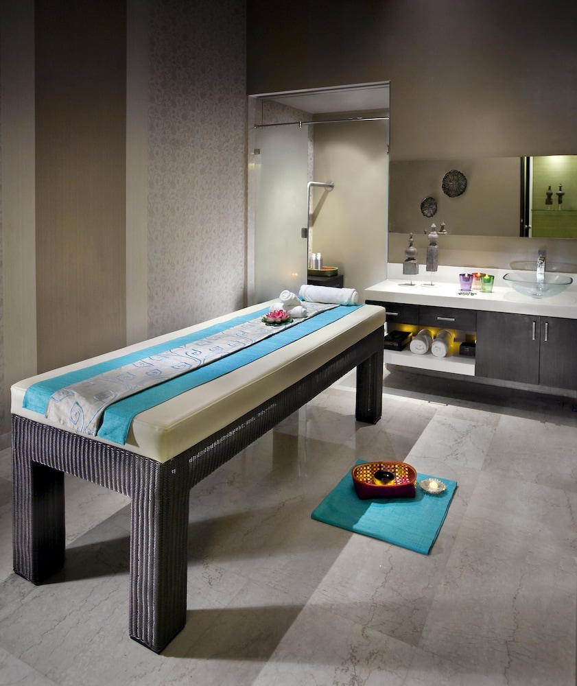 Pullman Chennai Anna Salai 20/44