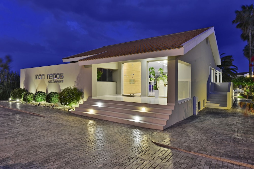 Mon Repos Design Hotel 3/54
