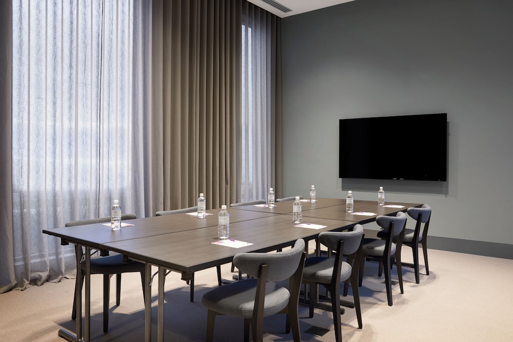 Hyatt Place Melbourne Essendon Fields 50/62