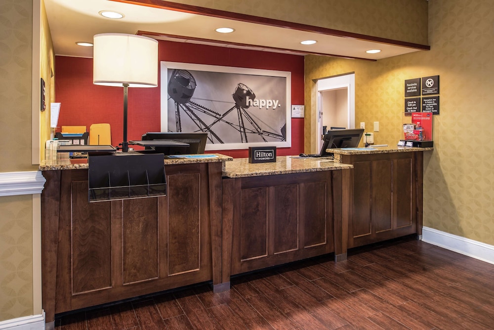 Hampton Inn & Suites Charlotte-Arrowood 6/61