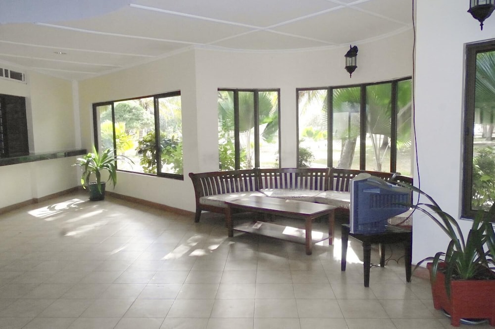 Jumuia Conference & Beach Resort 26/45