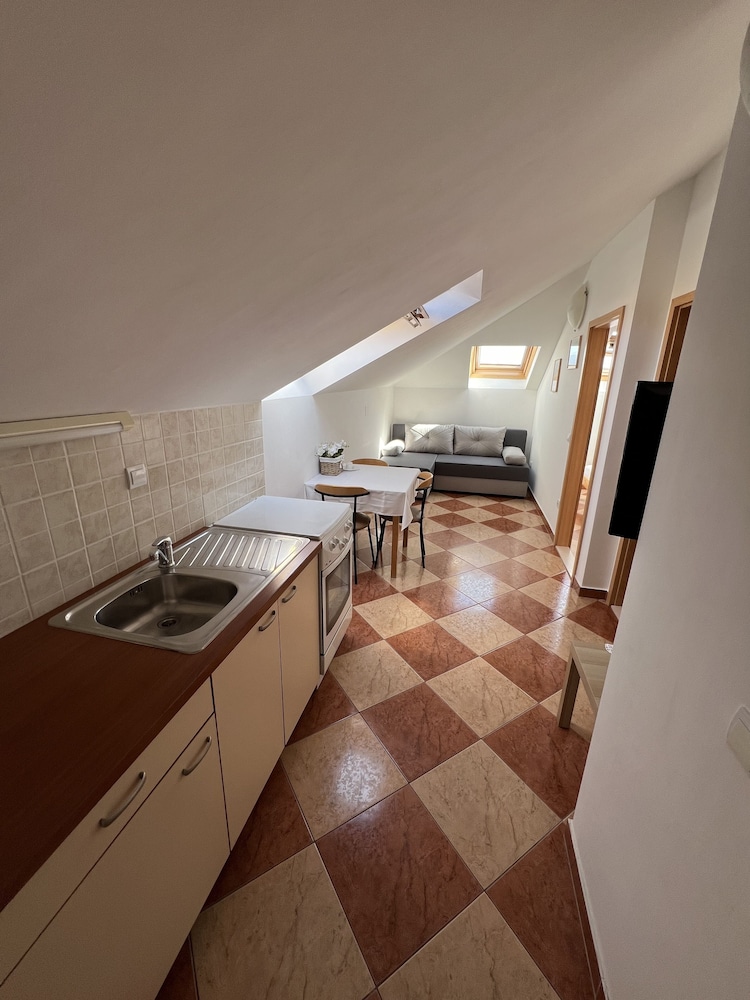 Apartments And Rooms Katija Egon 49/50
