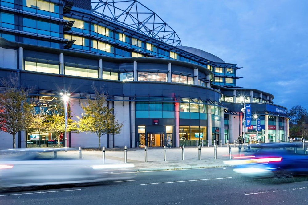 Radisson RED London Twickenham in LONDON
