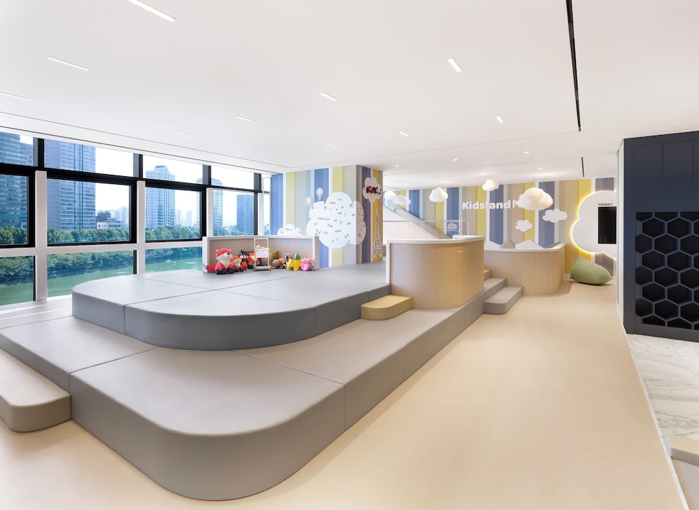 Sofitel Ambassador Seoul Hotel and Serviced Residences 64/71