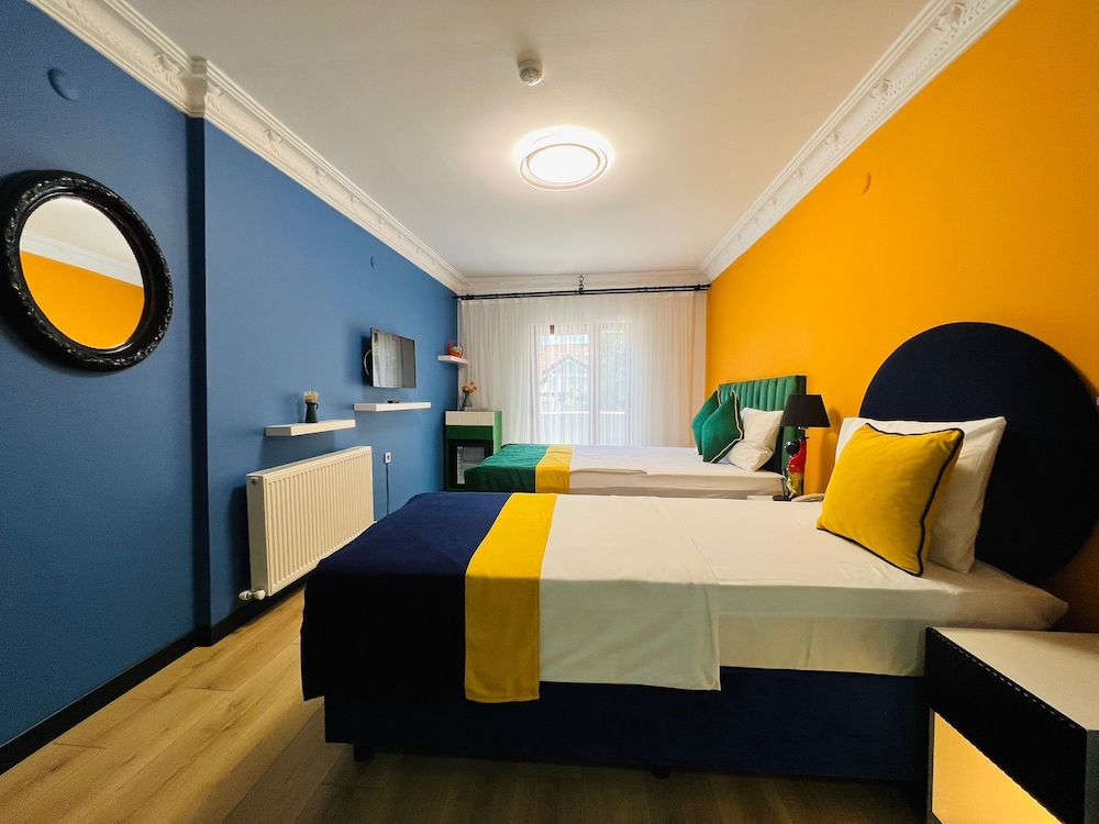 Apex Hotel 37/64