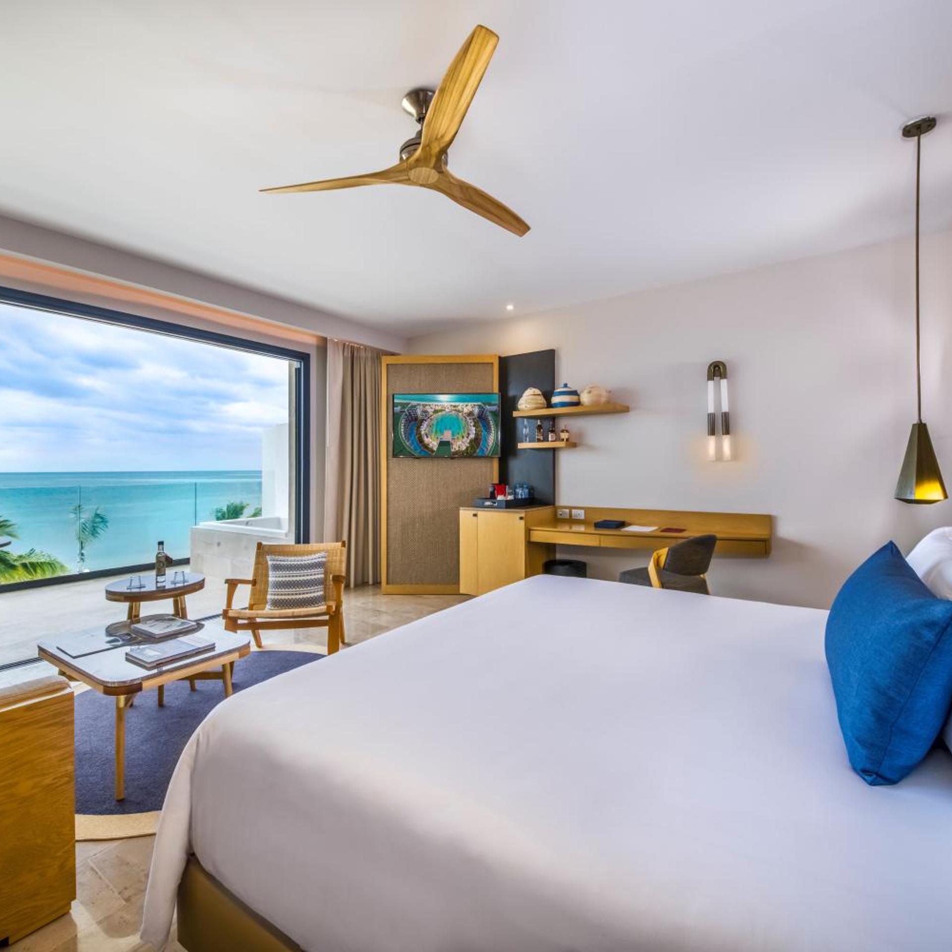 Serenity, 2 Bedrooms, Master, Club, Suite, King Bed, Ocean Front، Haven Riviera Cancun Resort & Spa All Inclusive - Adults Only 4/6