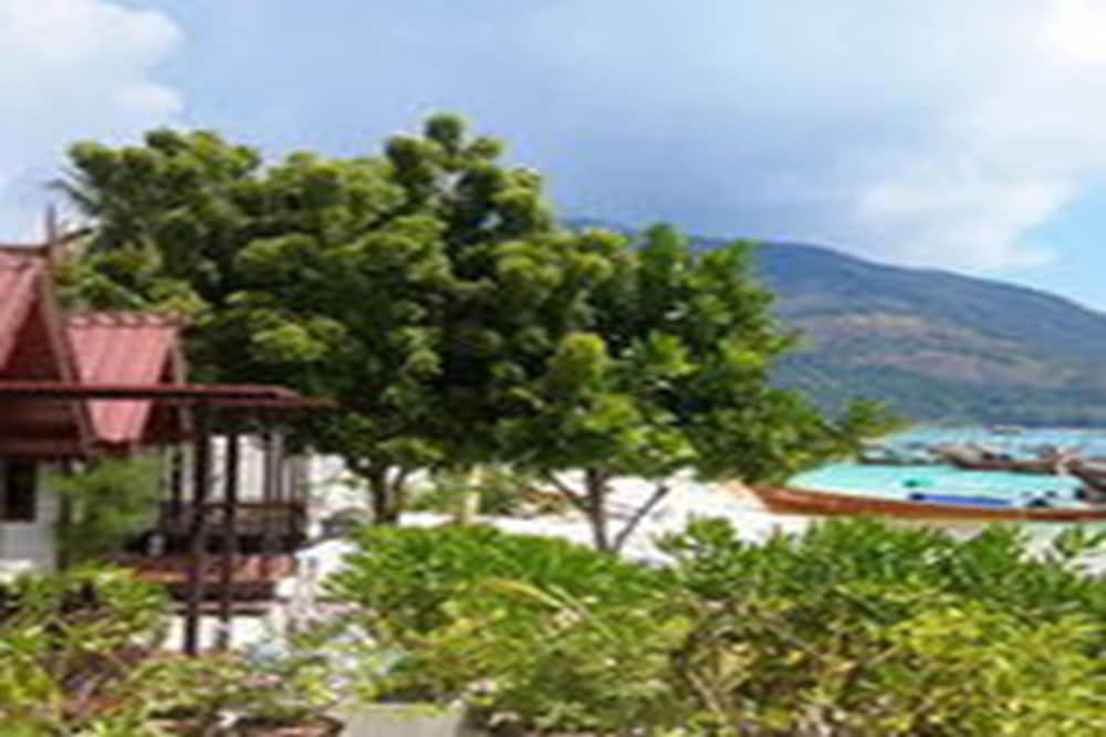 Lipe Power Beach Resort 42/50