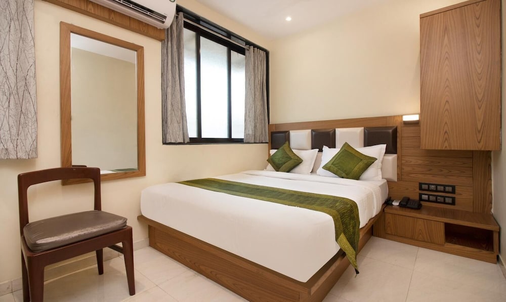 Hotel Residency Park 12/34