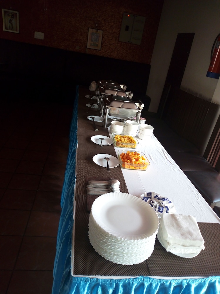 Savi Regency Hotel 22/36