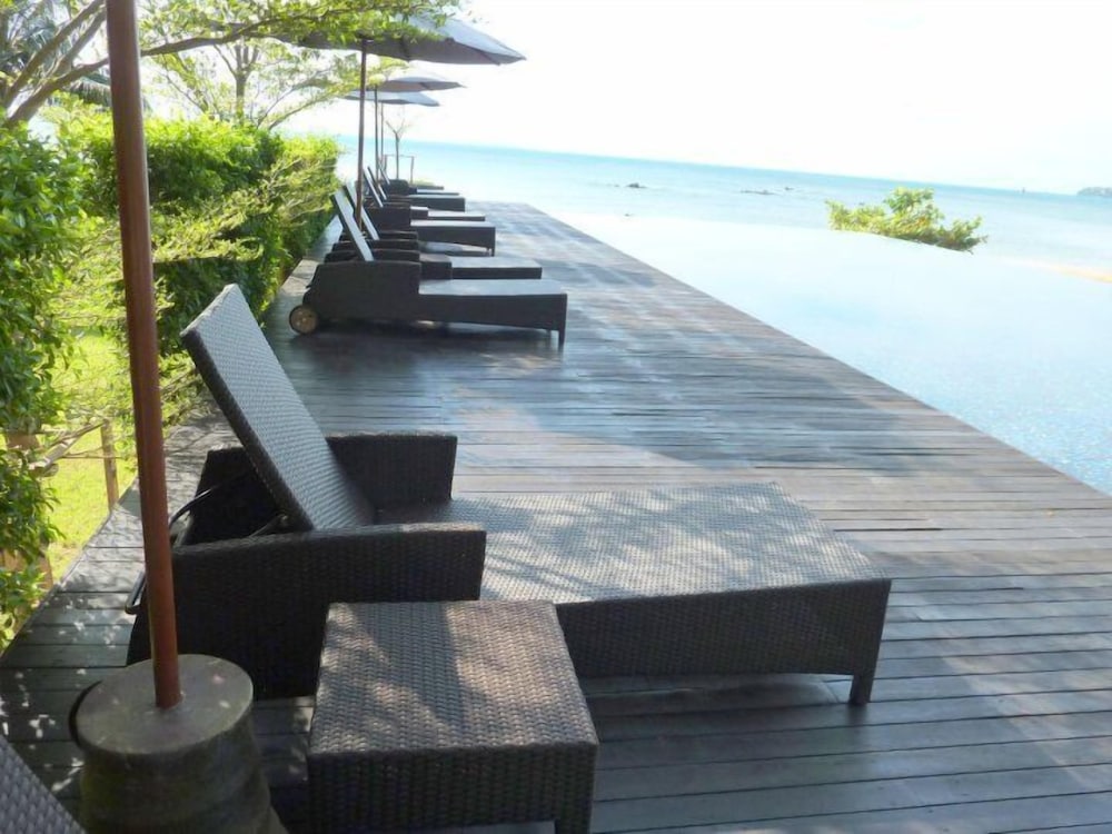 Plub Pla Koh Mak Retreat 58/68