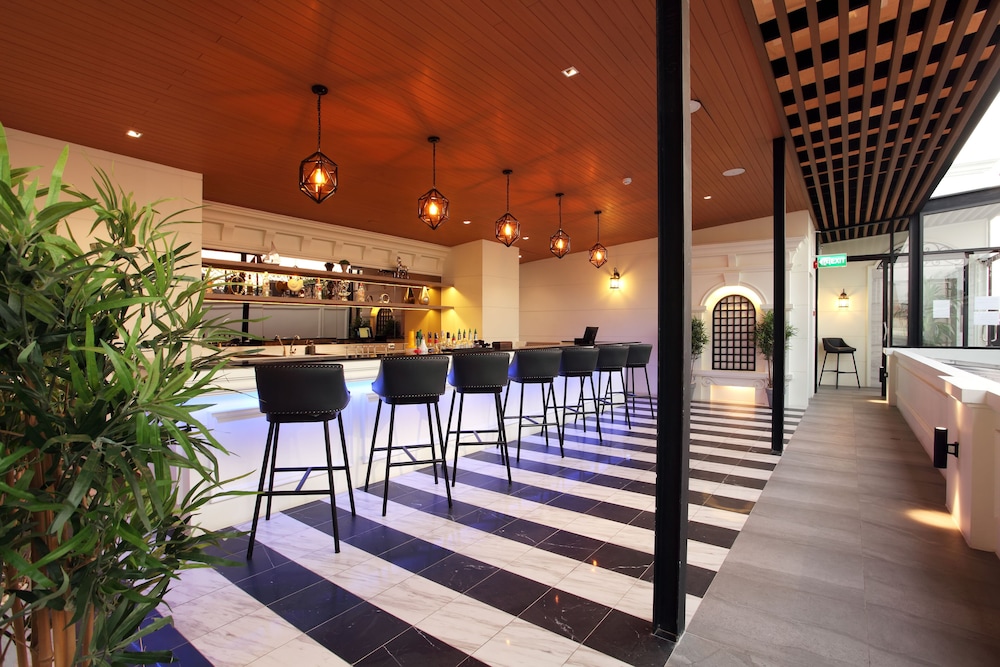 Villa De Khaosan 16/50