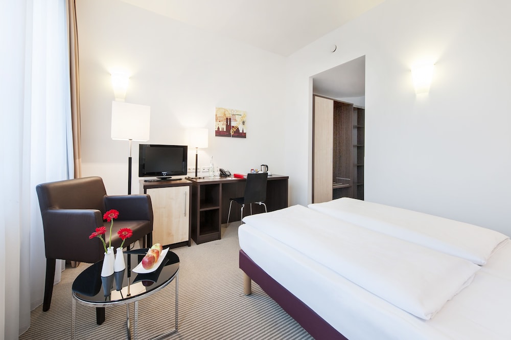 Azimut Hotel Munich 14/50