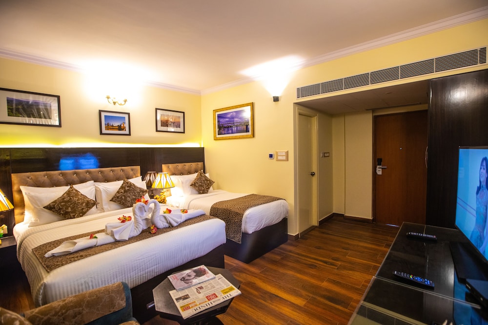 Hotel Paramos Inn 11/32