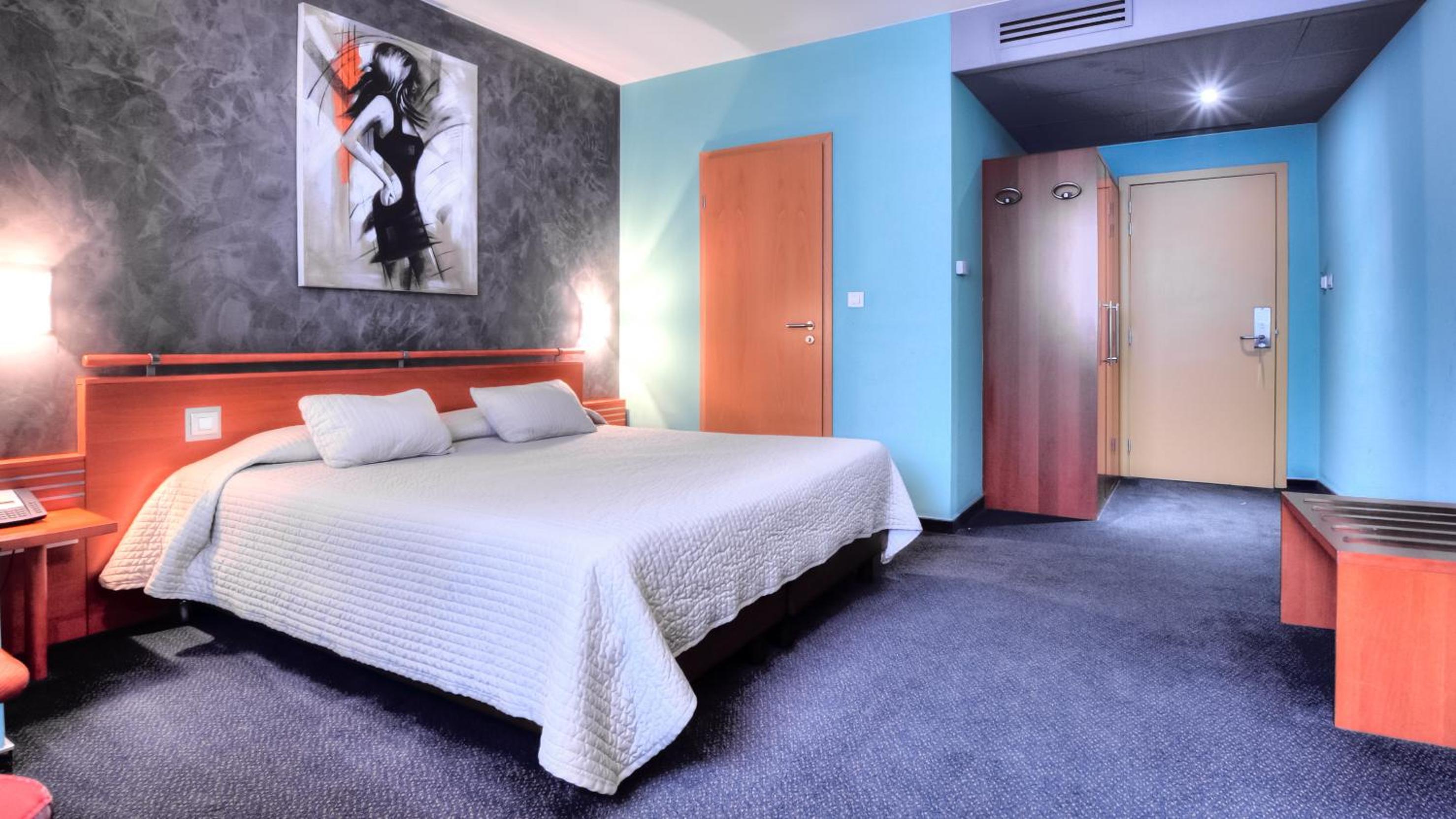 Hotel Tristar 37/78