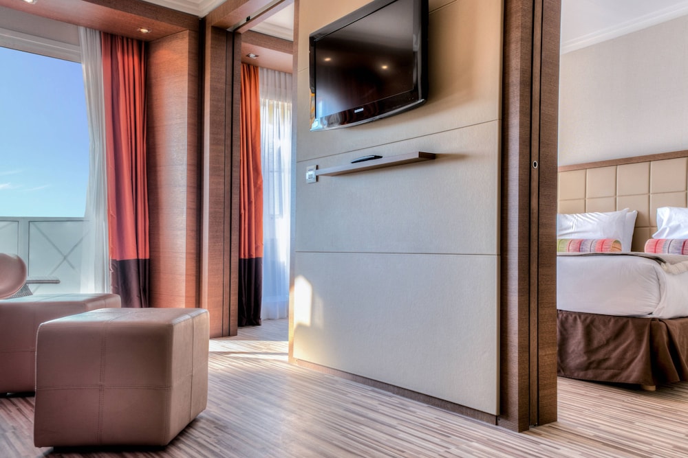 AC Hotel by Marriott Ambassadeur Antibes - Juan Les Pins 19/51