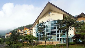 Hanwha Resorts Sanjeong Lake Annecy 1/47