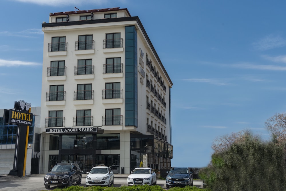 Angels Park Hotel 1/61